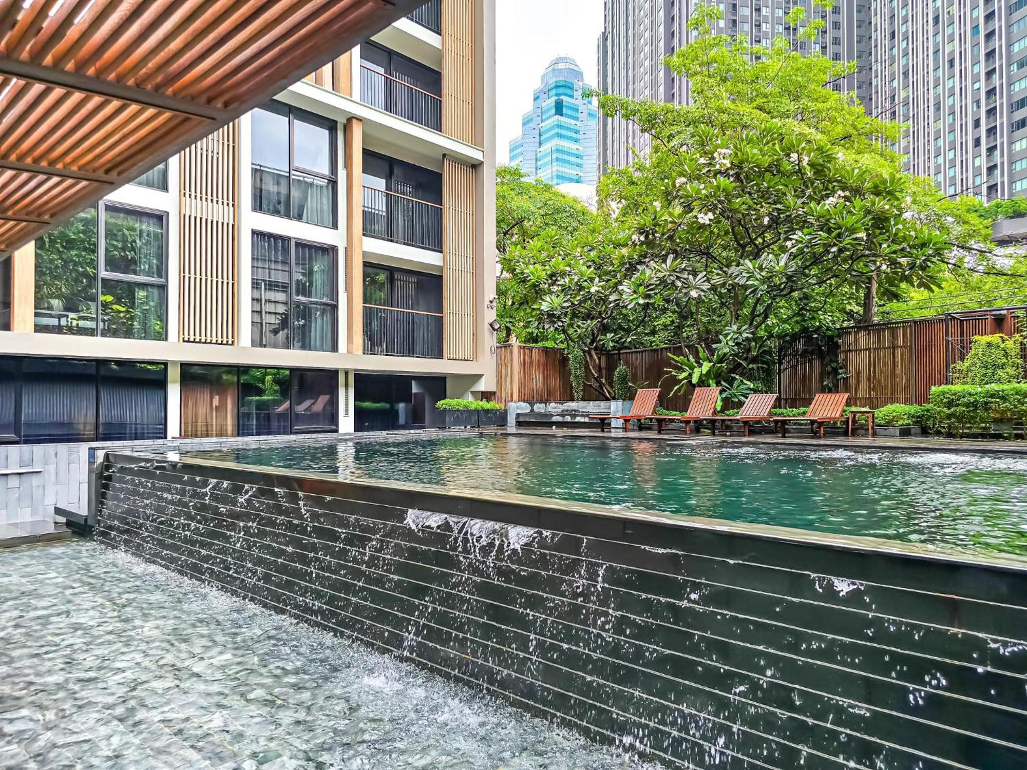 Arcadia Suites Bangkok Luaran gambar