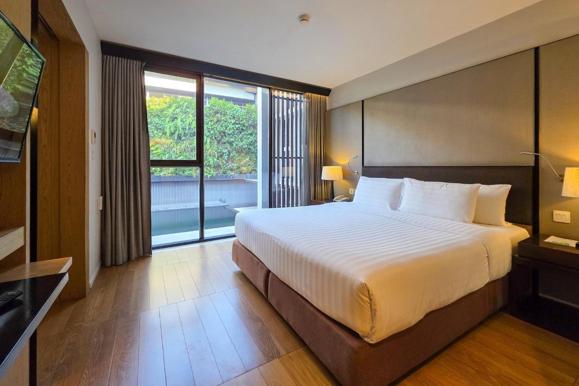 Arcadia Suites Bangkok Luaran gambar