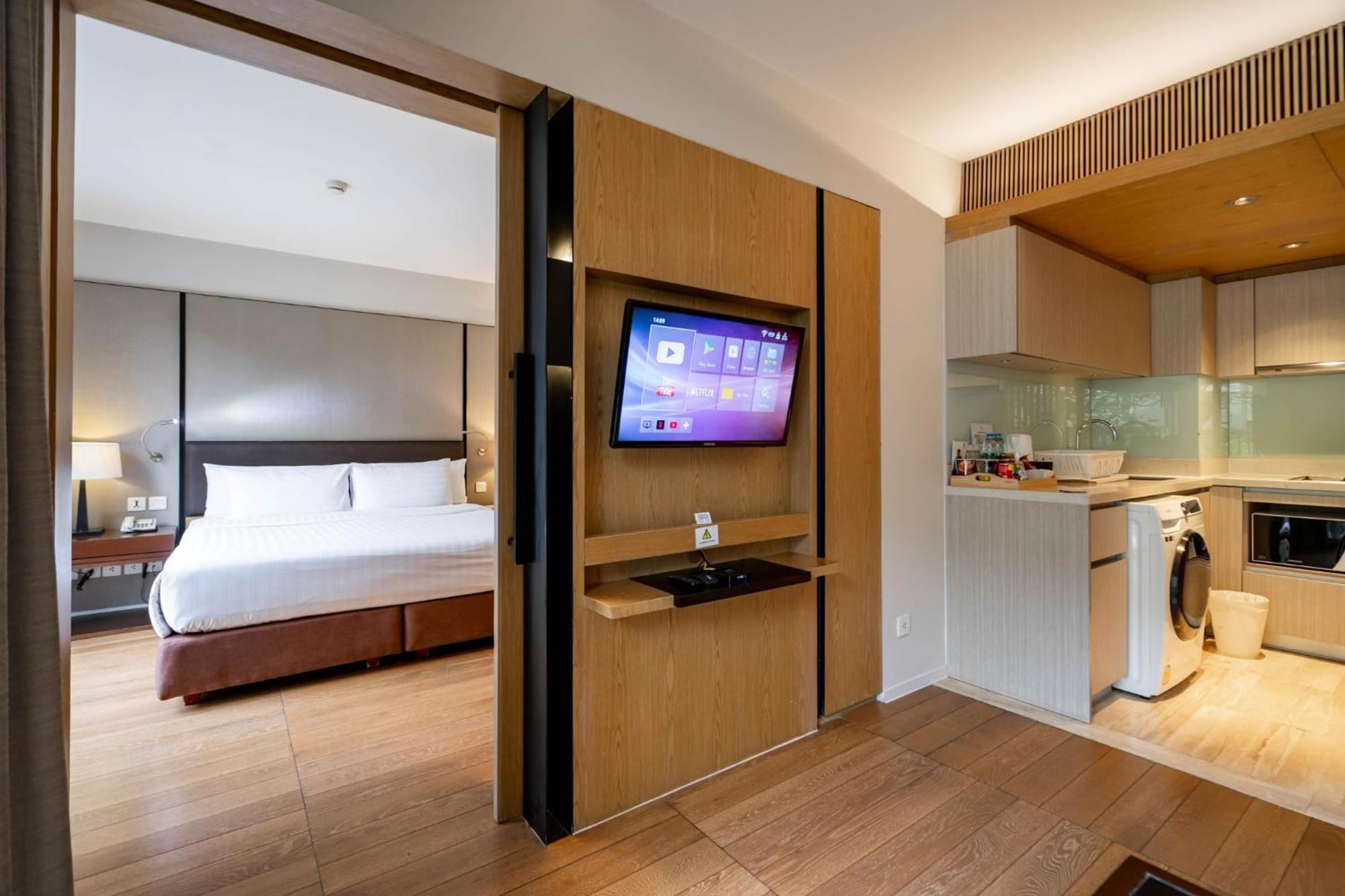 Arcadia Suites Bangkok Luaran gambar