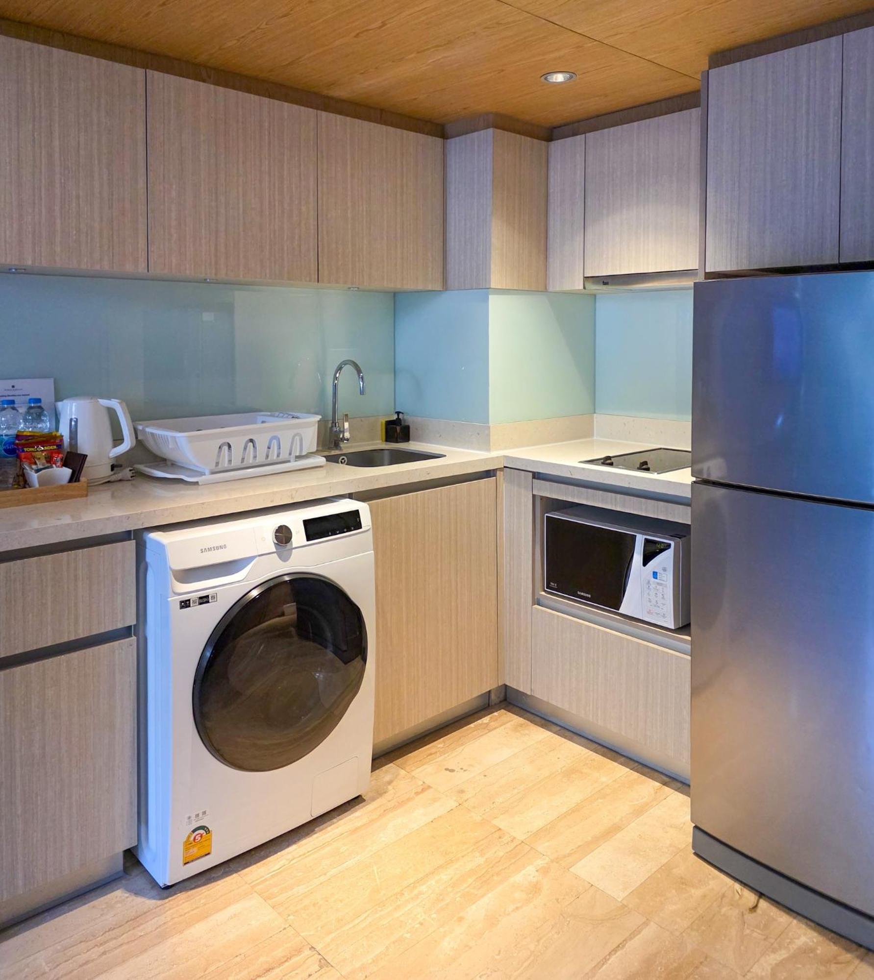 Arcadia Suites Bangkok Luaran gambar